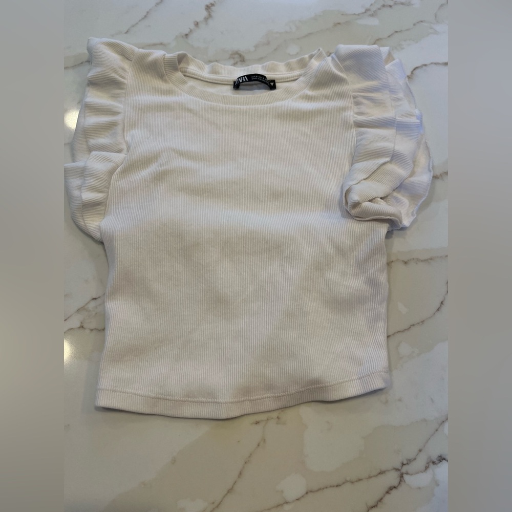 Zara Classic White Ribbed Top